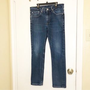 Levi’s Women’s Medium Wash Straight Leg Blue Jeans